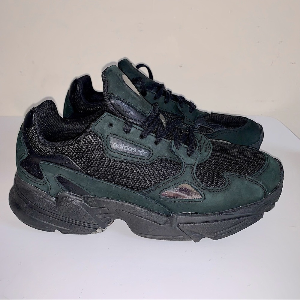 WORN ONCE • ADIDAS FALCONS • WOMEN SIZE 7